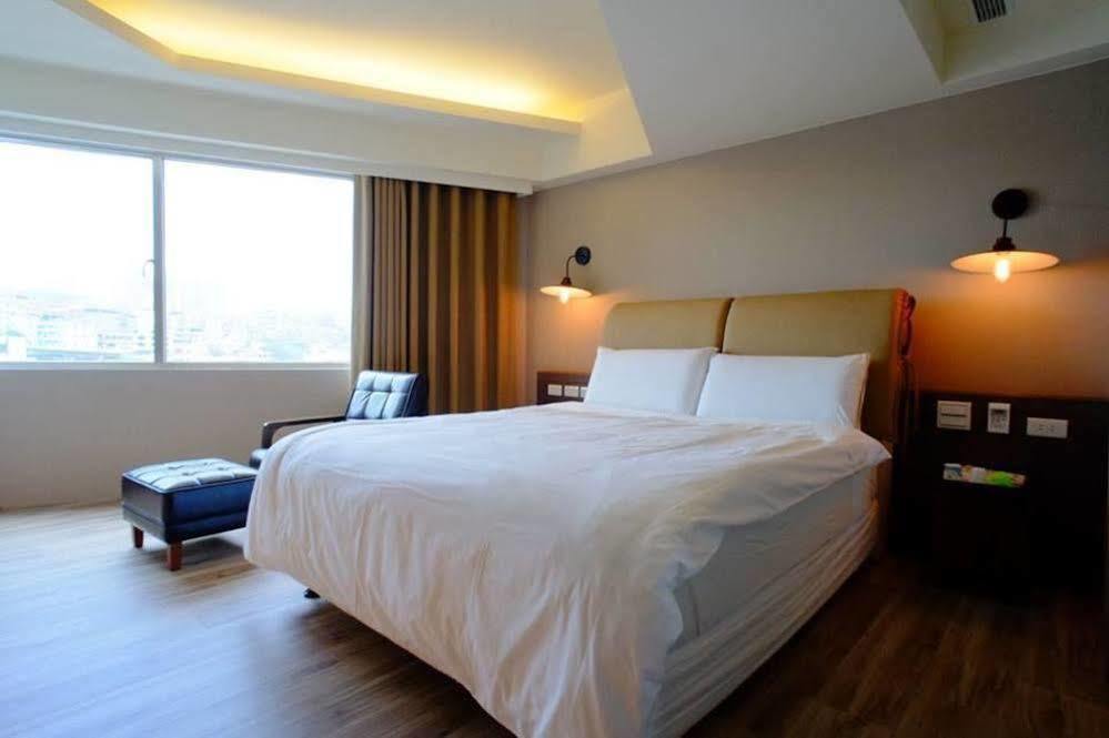 Open Room Hotel Tamsui Luaran gambar