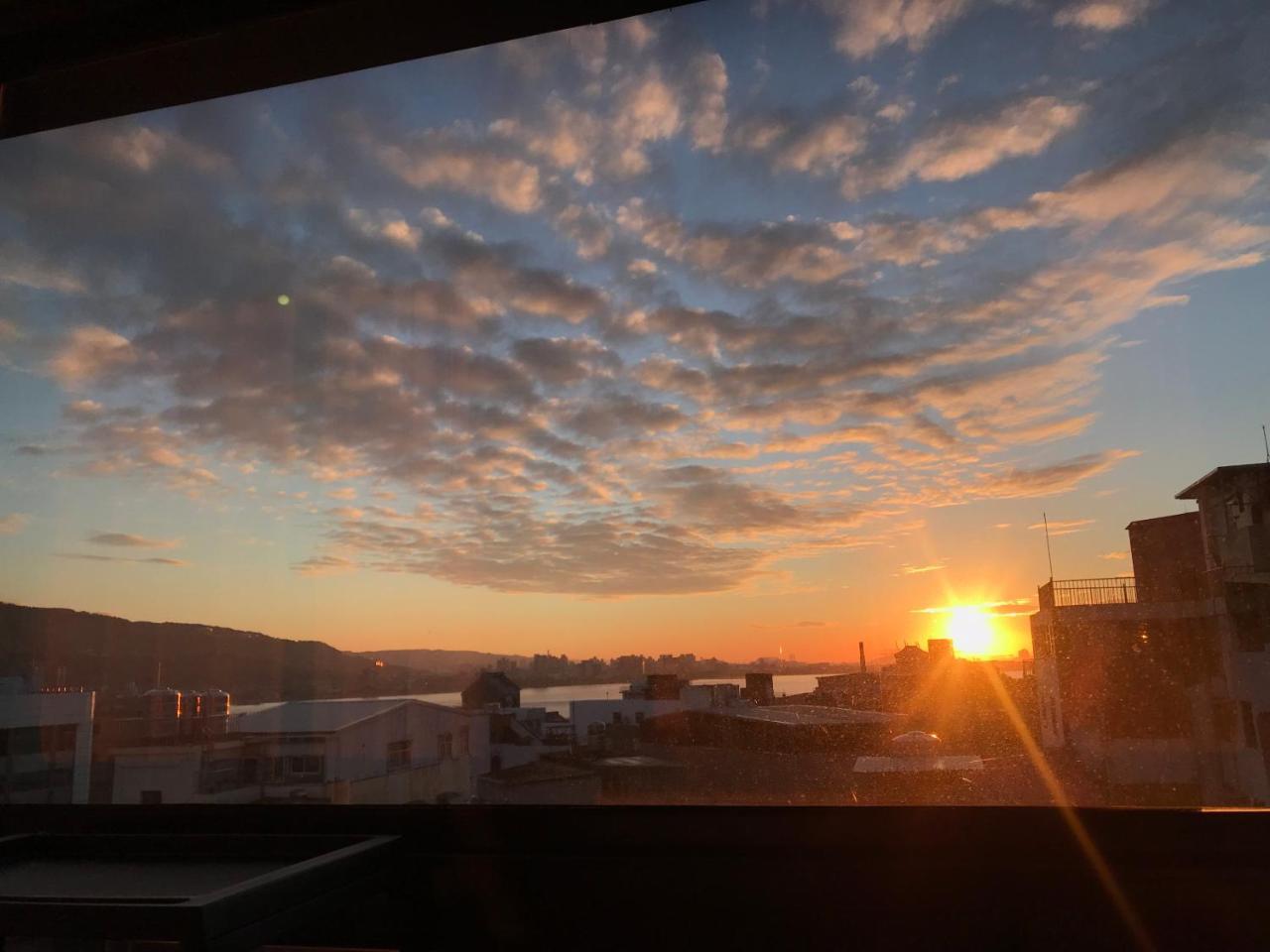 Open Room Hotel Tamsui Luaran gambar
