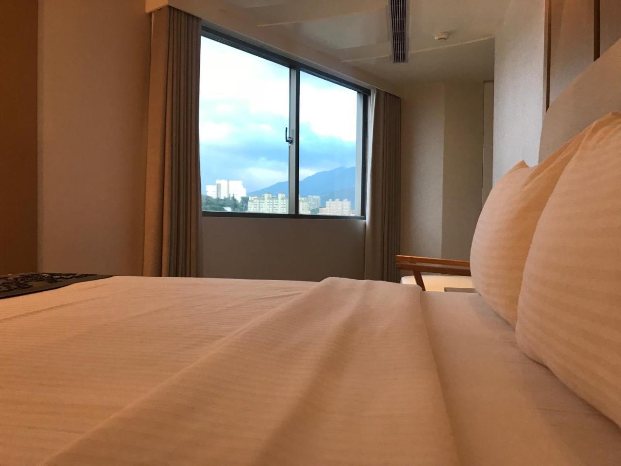Open Room Hotel Tamsui Luaran gambar