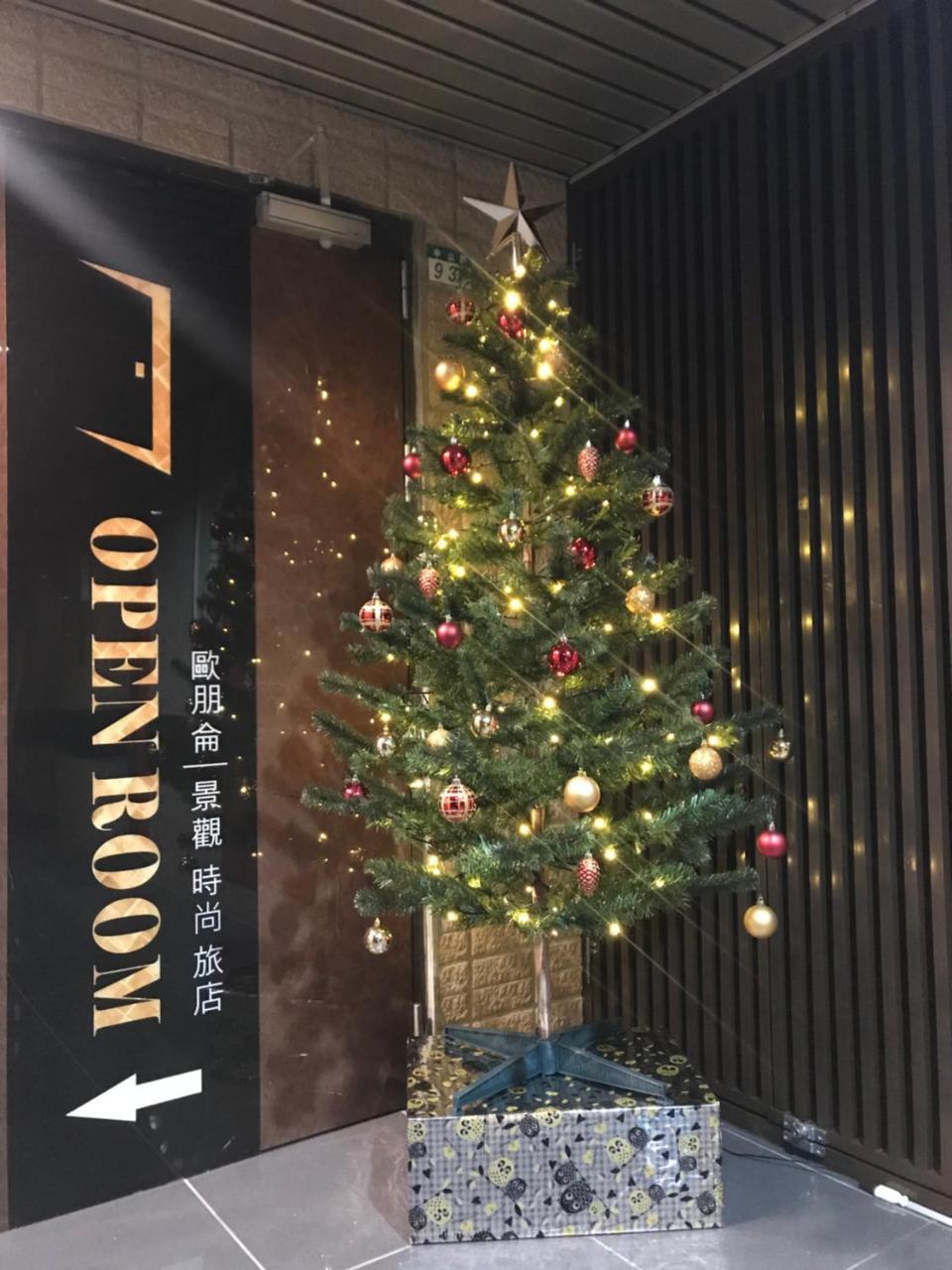 Open Room Hotel Tamsui Luaran gambar