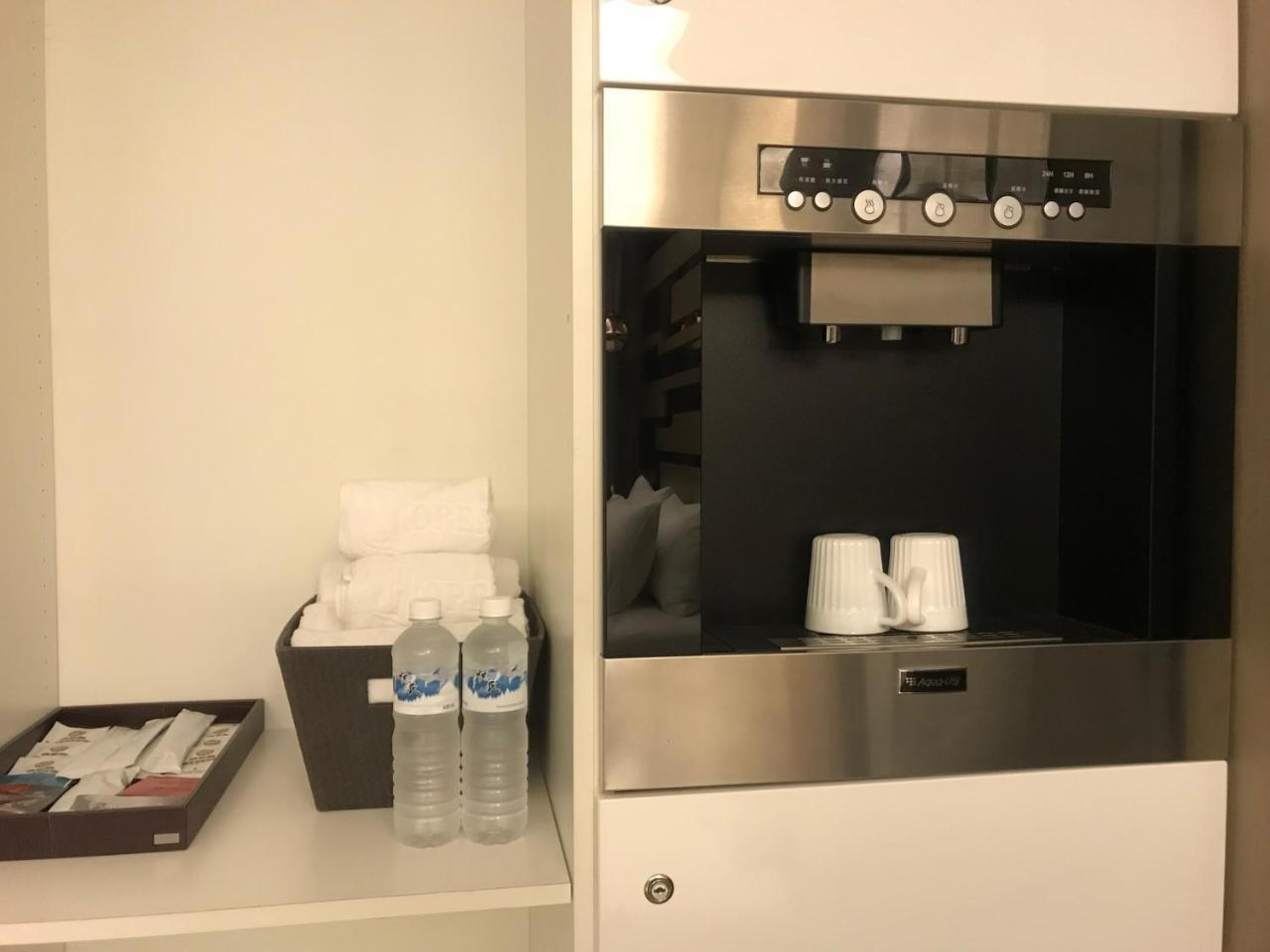 Open Room Hotel Tamsui Luaran gambar